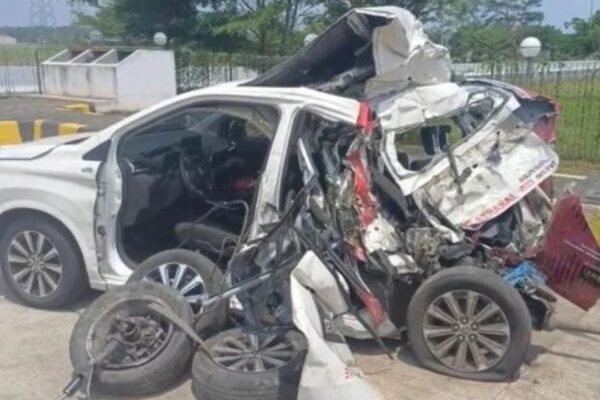 Kecelakaan-Maut-di-Tol-Pemalang-Tiga-Kru-TV-One-Meninggal-Dunia